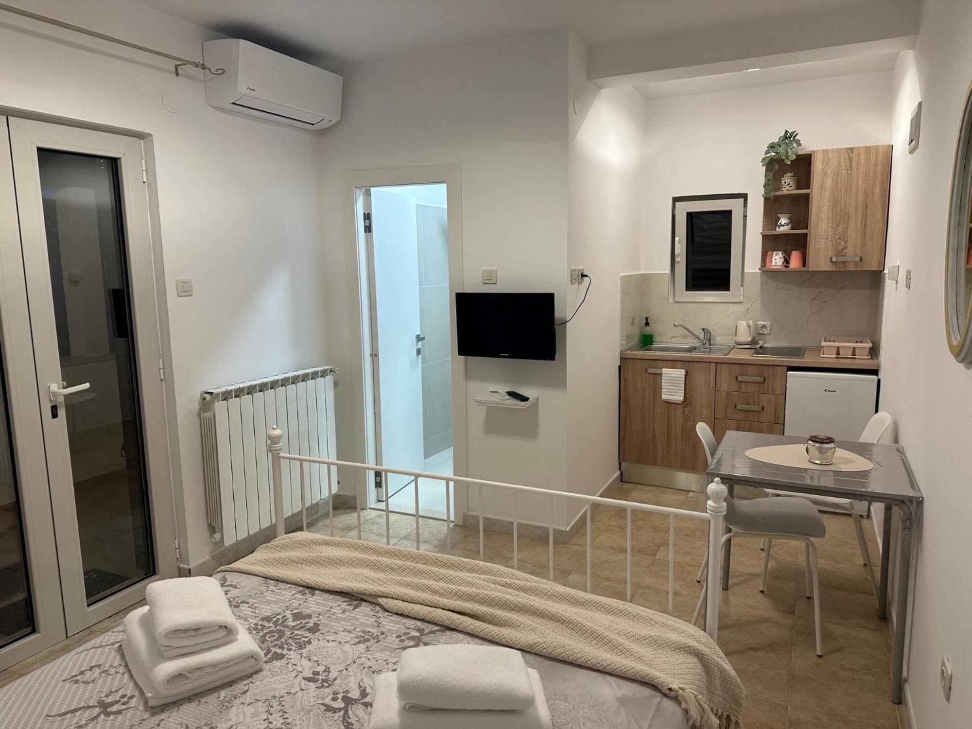 Apartment Zdenko 로비니 외부 사진