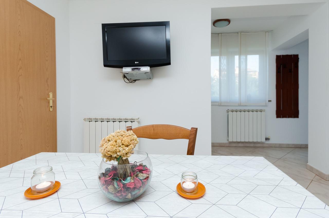 Apartment Zdenko 로비니 외부 사진